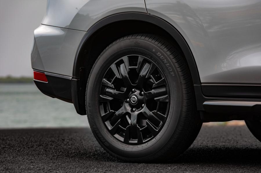 Колеса Nissan X-Trail N-Sport (T32) 2018 года  (AU) (фото 2 из 23)